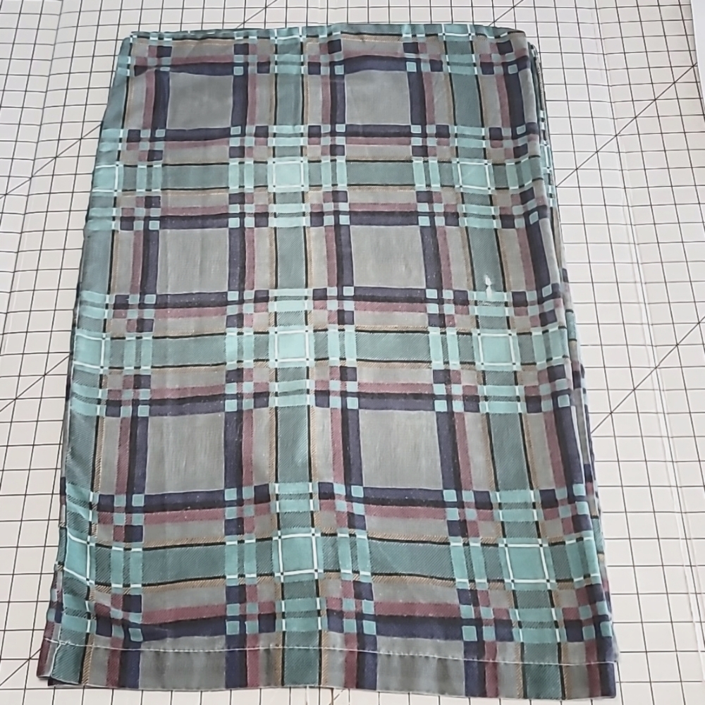 2 Preloved Pillow Cases, 19x29 approx‎